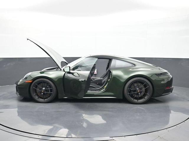 Certified 2026 Porsche 911 Carrera 4 GTS w/ Premium Package AWD/4WD image 25