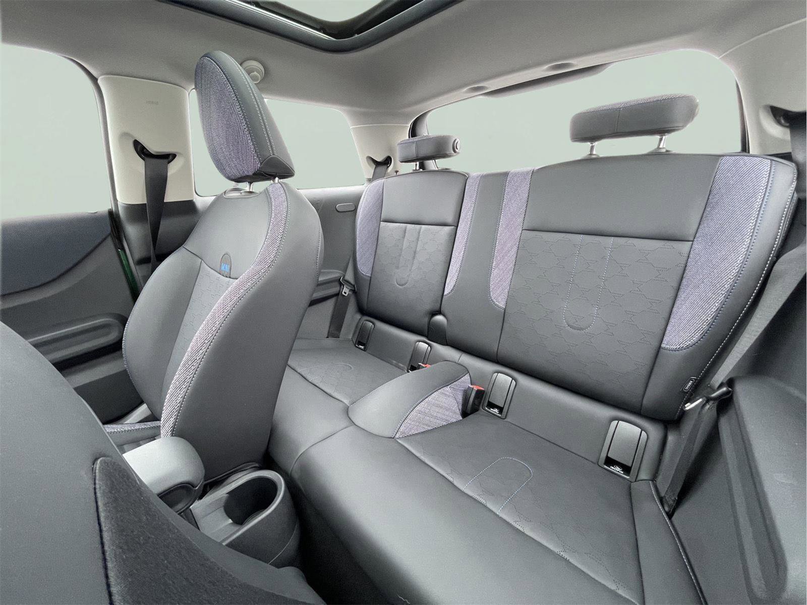 Used 2025 MINI Cooper S image 15