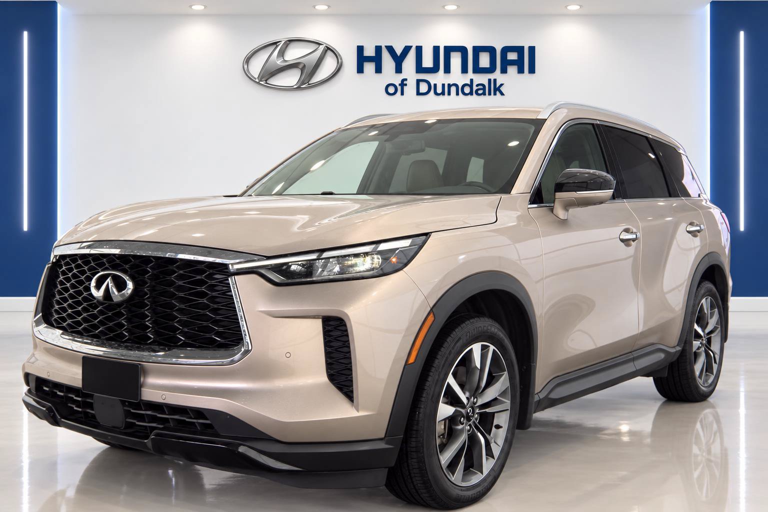Used 2023 INFINITI QX60 Luxe w/ Cargo Package