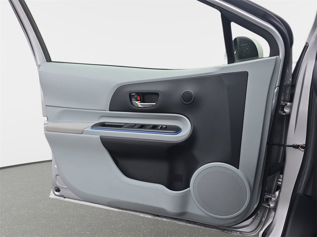 Used 2012 Toyota Prius C Two image 24