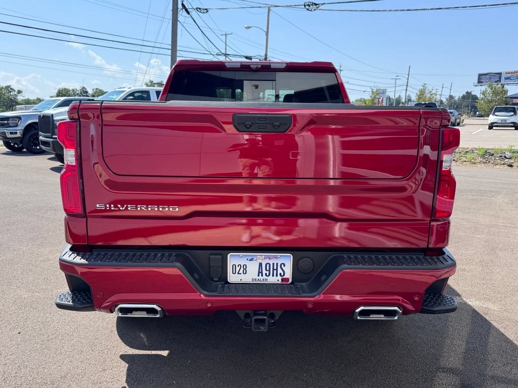 Used 2024 Chevrolet Silverado 1500 High Country AWD/4WD image 7