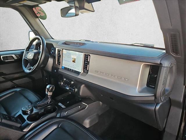 Used 2025 Ford Bronco Outer Banks AWD/4WD image 22