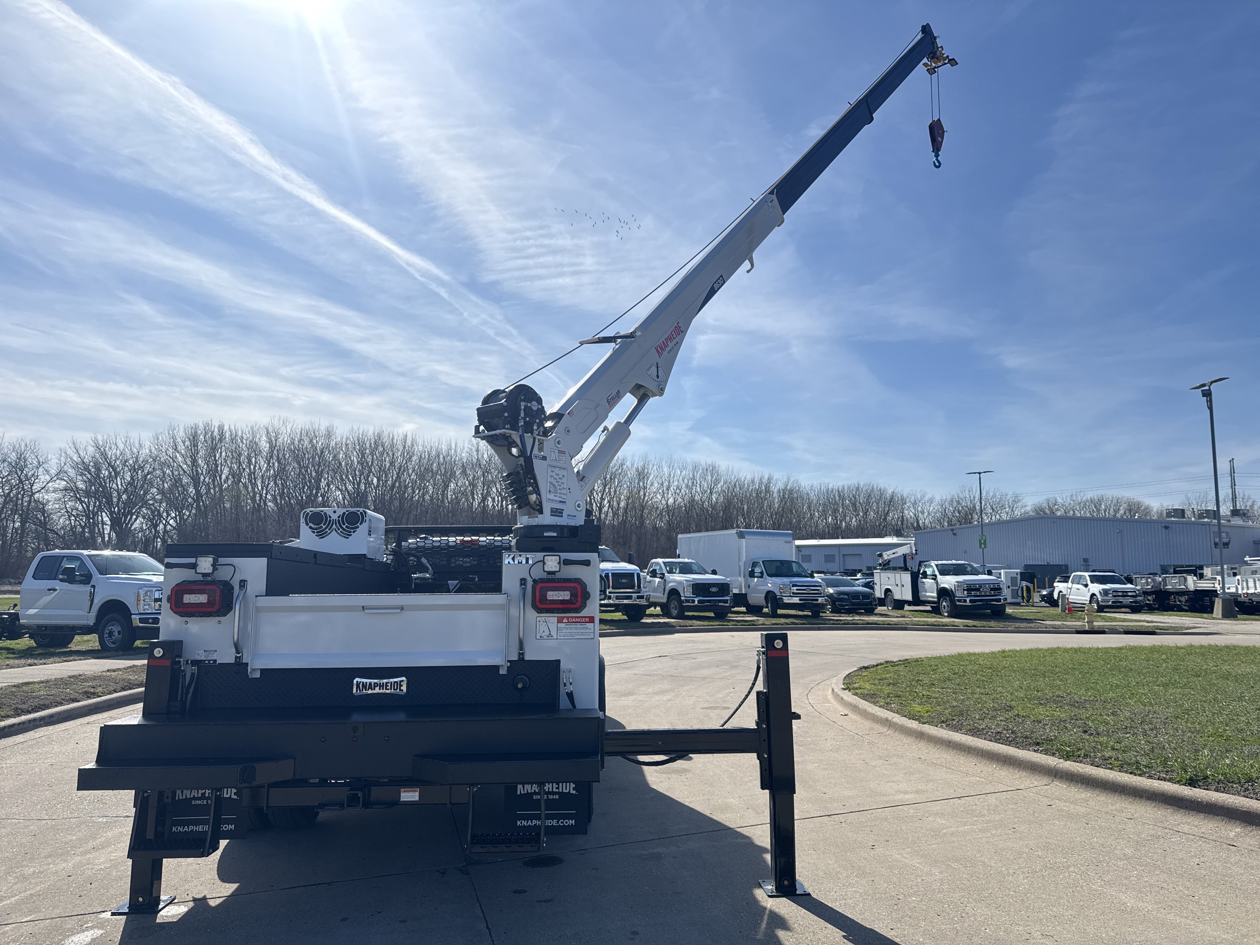 New 2026 Ford F550 4x4 Supercab Super Duty image 10