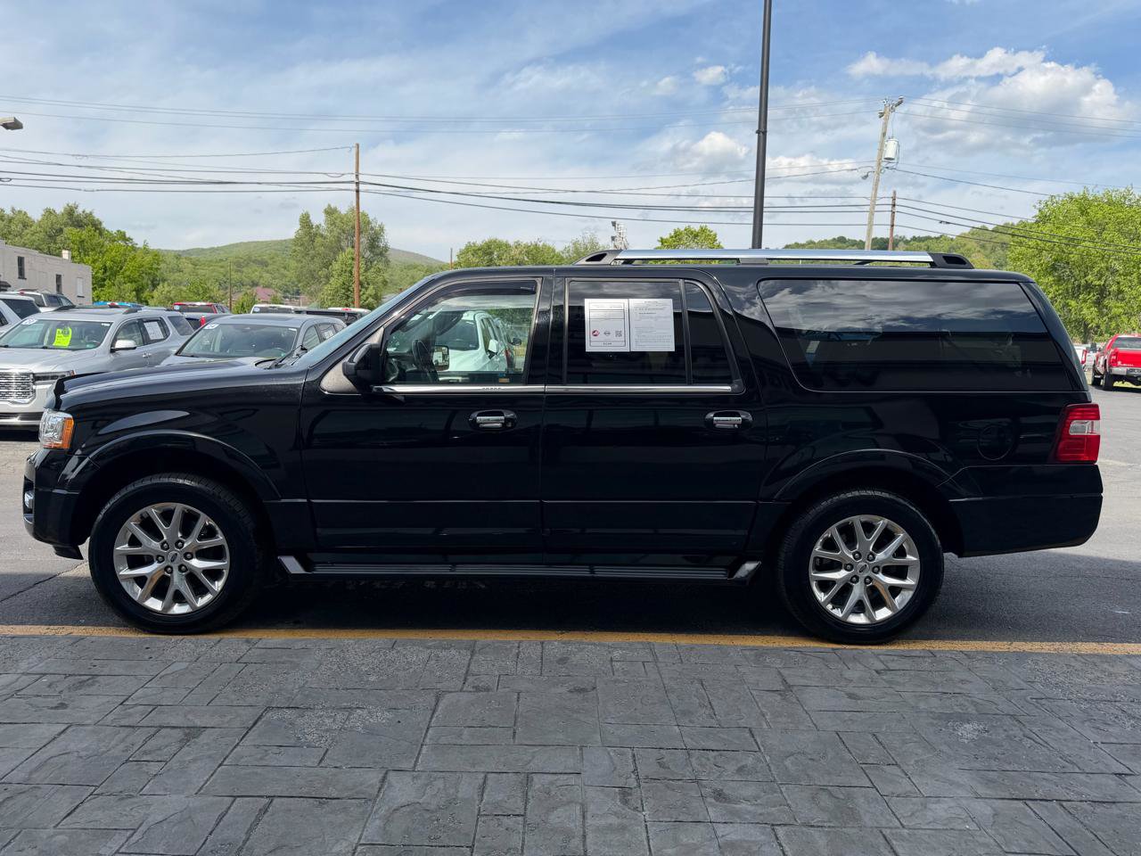 Used 2017 Ford Expedition EL Limited AWD/4WD image 5