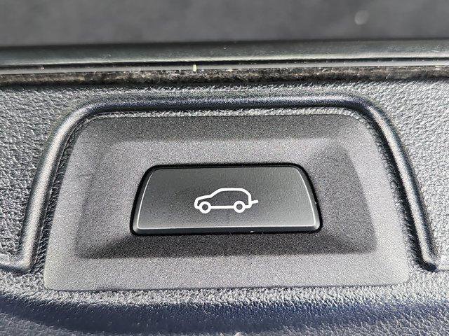 Used 2025 BMW X5 sDrive40i w/ Premium Package image 13