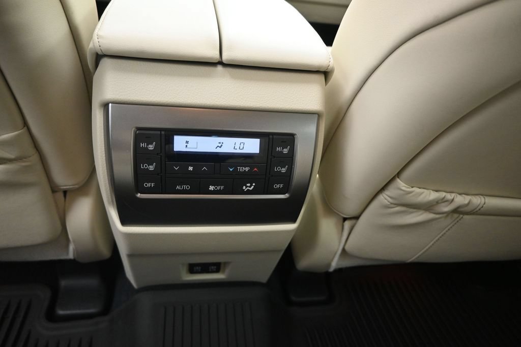 Used 2023 Lexus GX 460 Premium AWD/4WD image 17