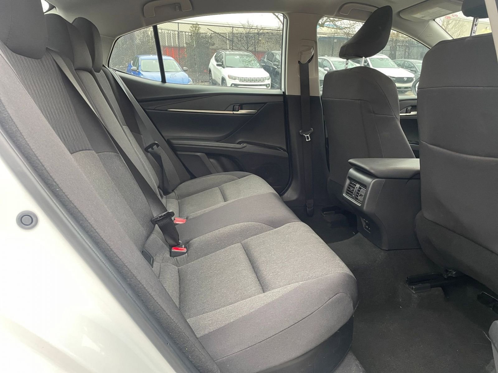 Used 2025 Toyota Camry LE image 24