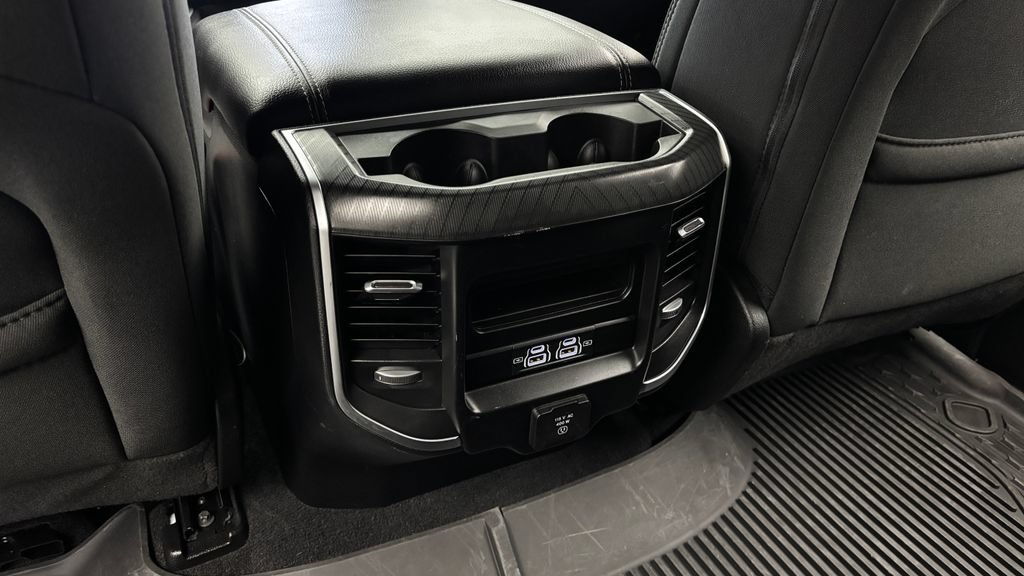 Used 2025 RAM 1500 Big Horn AWD/4WD image 34