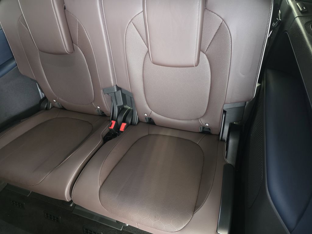 New 2025 Volkswagen ID. Buzz Pro S image 18