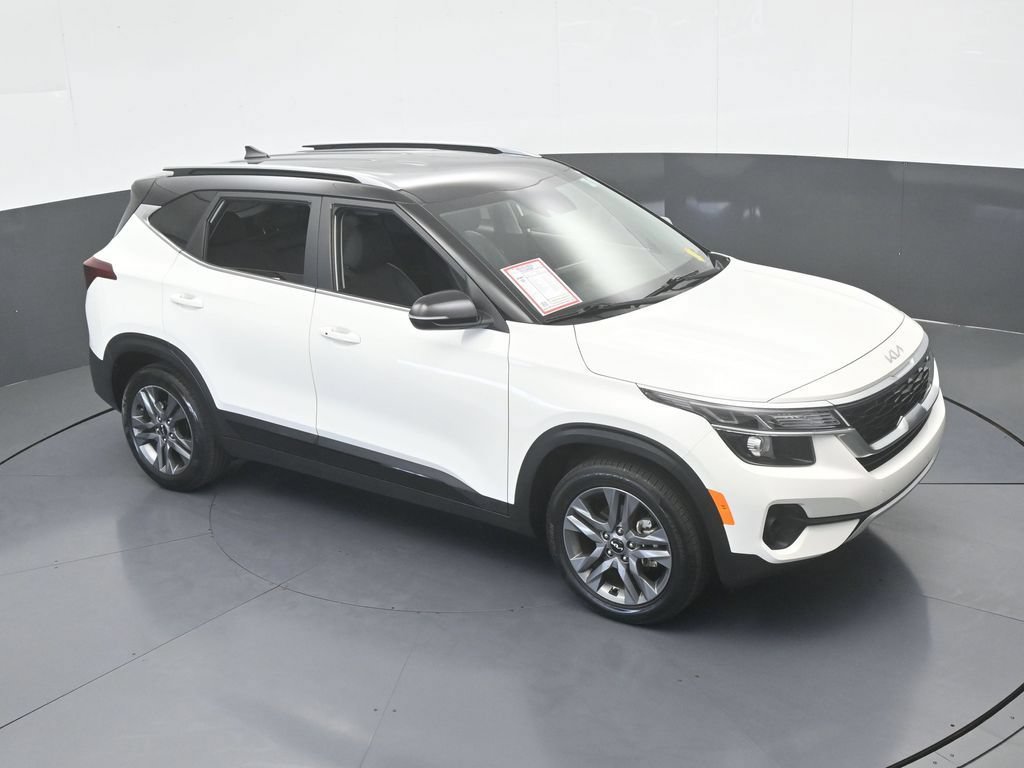 Used 2023 Kia Seltos S FWD image 47