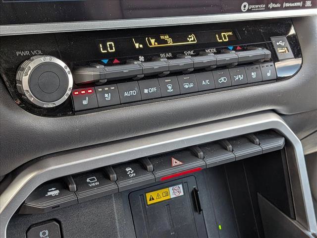 Used 2023 Toyota Sequoia Platinum AWD/4WD image 15