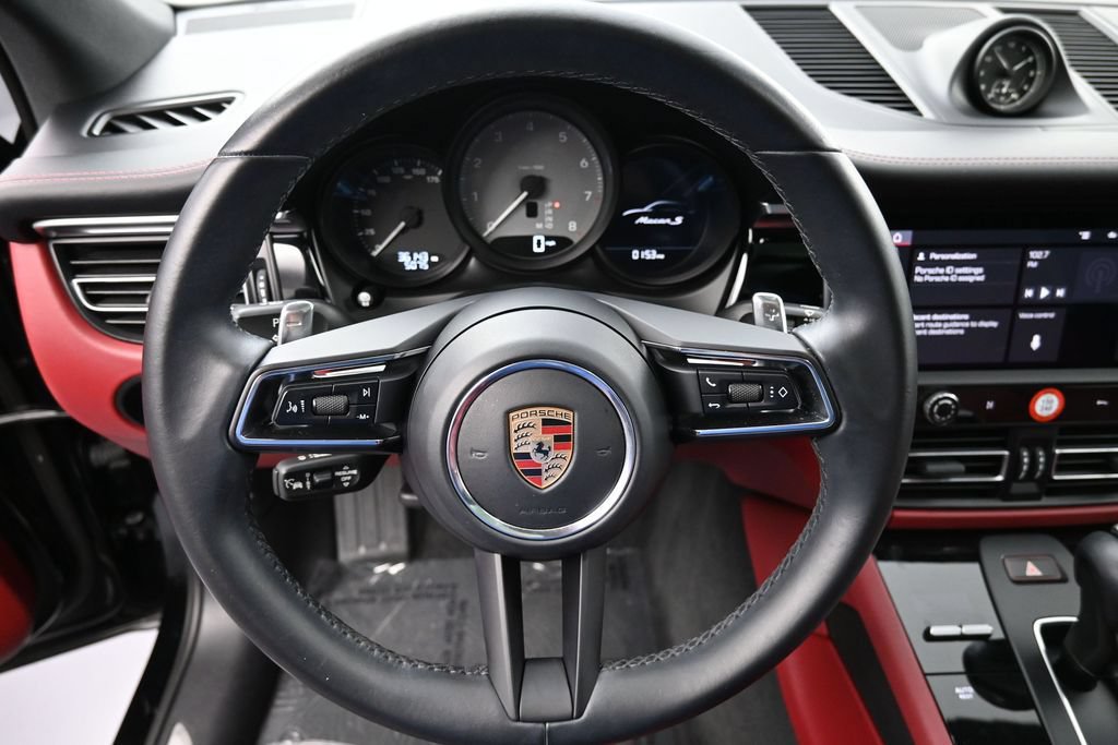 Certified 2023 Porsche Macan S AWD/4WD image 12