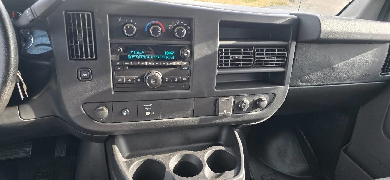 Used 2015 Chevrolet Express 2500 LS image 13