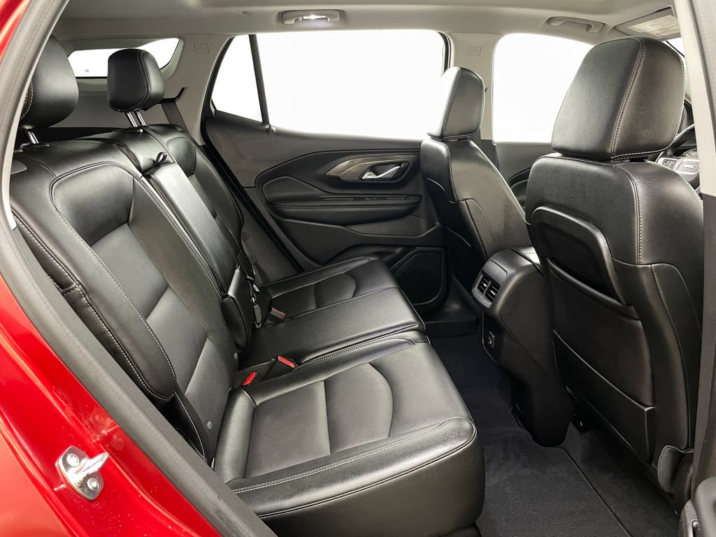 Certified 2024 GMC Terrain SLT w/ Infotainment Package II AWD/4WD image 43