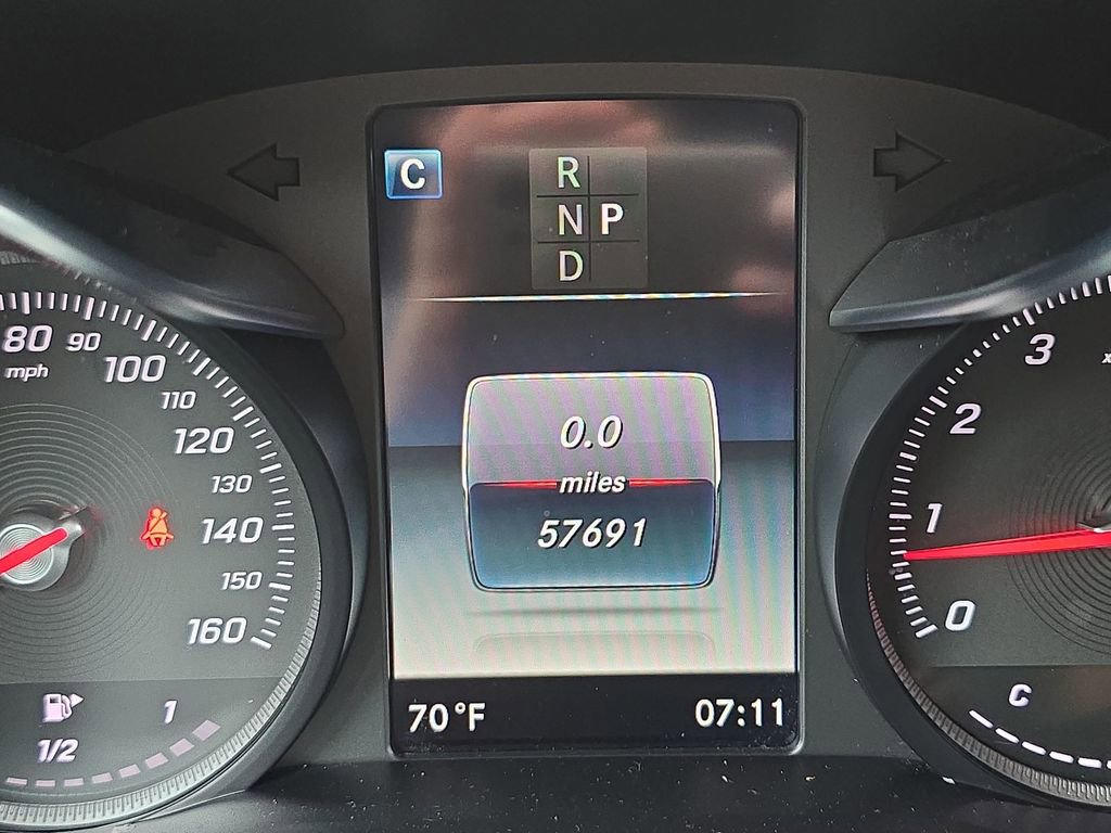 Used 2019 Mercedes-Benz GLC 300 4MATIC image 13