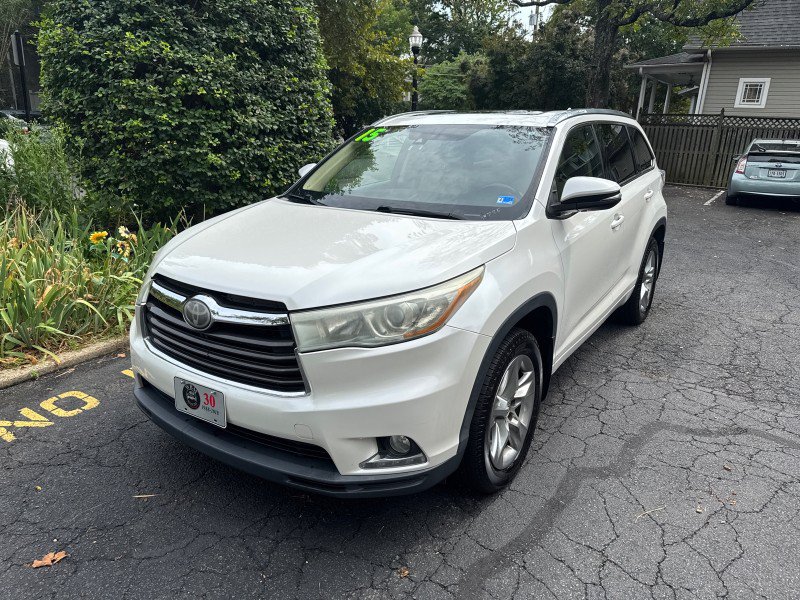 Used 2015 Toyota Highlander Limited Platinum AWD/4WD image 3