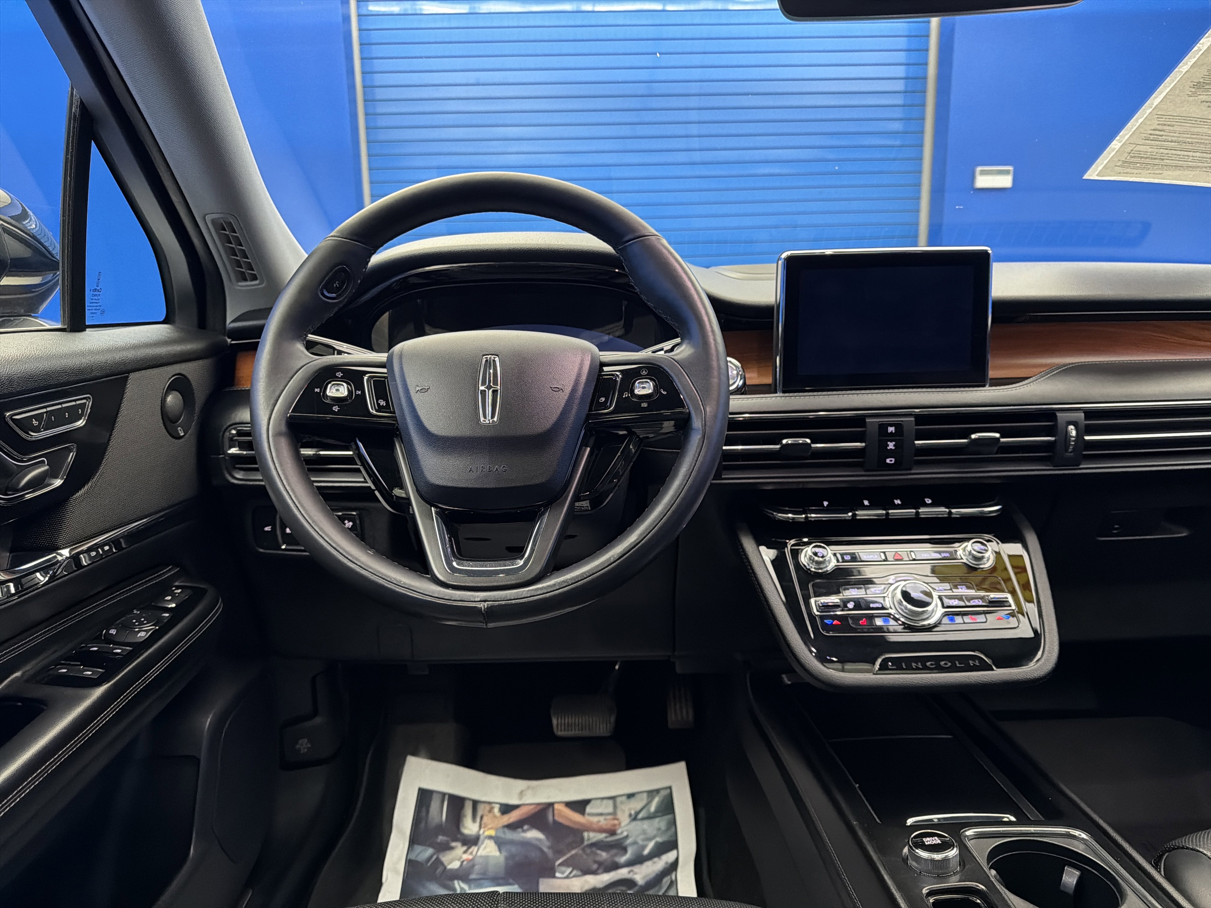 Used 2020 Lincoln Corsair Reserve w/ Equipment Group 201A image 29