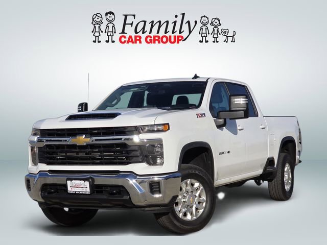 Used 2024 Chevrolet Silverado 2500 LT image 1