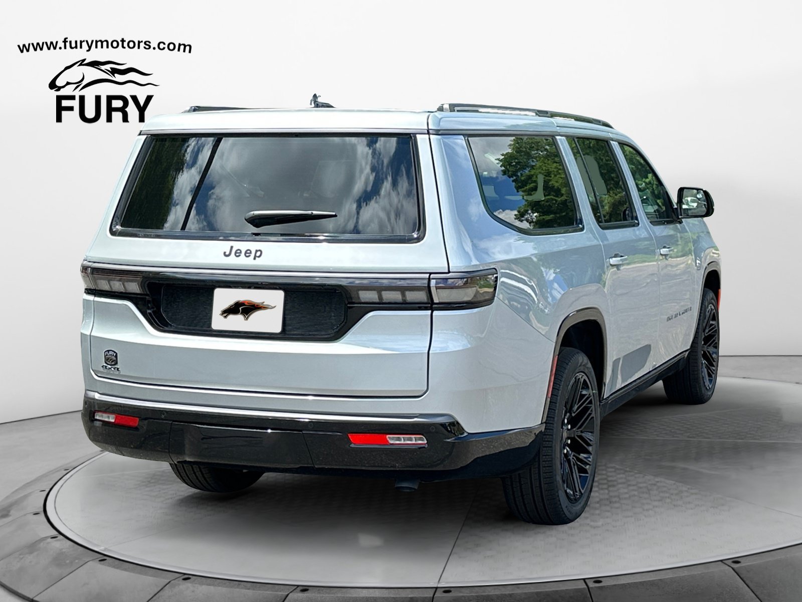 New 2026 Jeep Grand Wagoneer L Limited AWD/4WD image 4