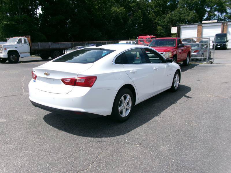 Used 2024 Chevrolet Malibu LS w/ Driver Confidence Package FWD image 6