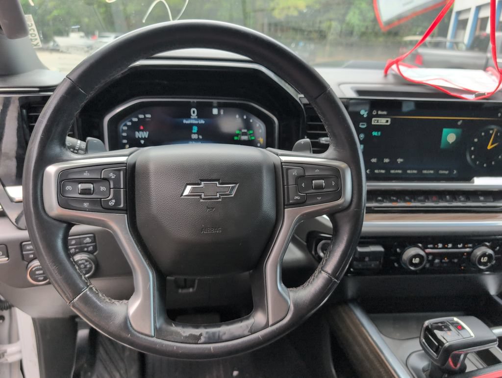 Used 2022 Chevrolet Silverado 1500 LT Trail Boss w/ Convenience Package II AWD/4WD image 12