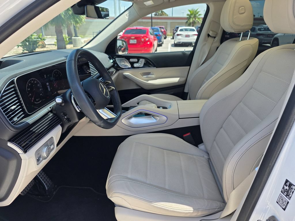 Certified 2024 Mercedes-Benz GLS 580 4MATIC image 11