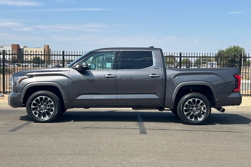 Used 2023 Toyota Tundra Limited AWD/4WD image 9