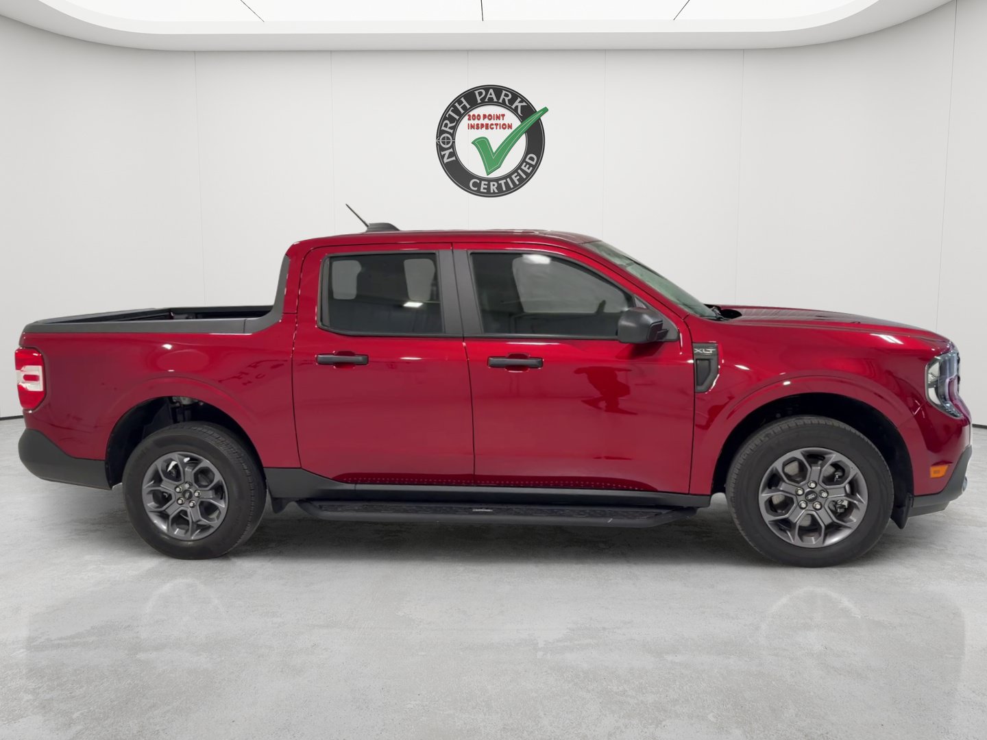 Used 2025 Ford Maverick XLT FWD image 6