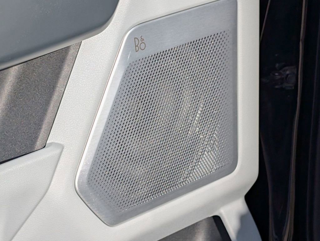 Used 2023 Ford F150 Limited image 26