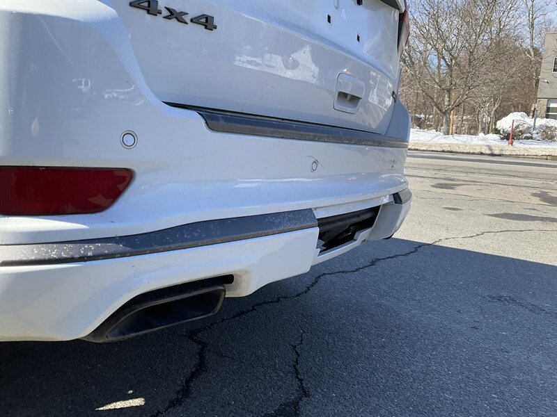 Used 2019 Jeep Grand Cherokee Limited X AWD/4WD image 11