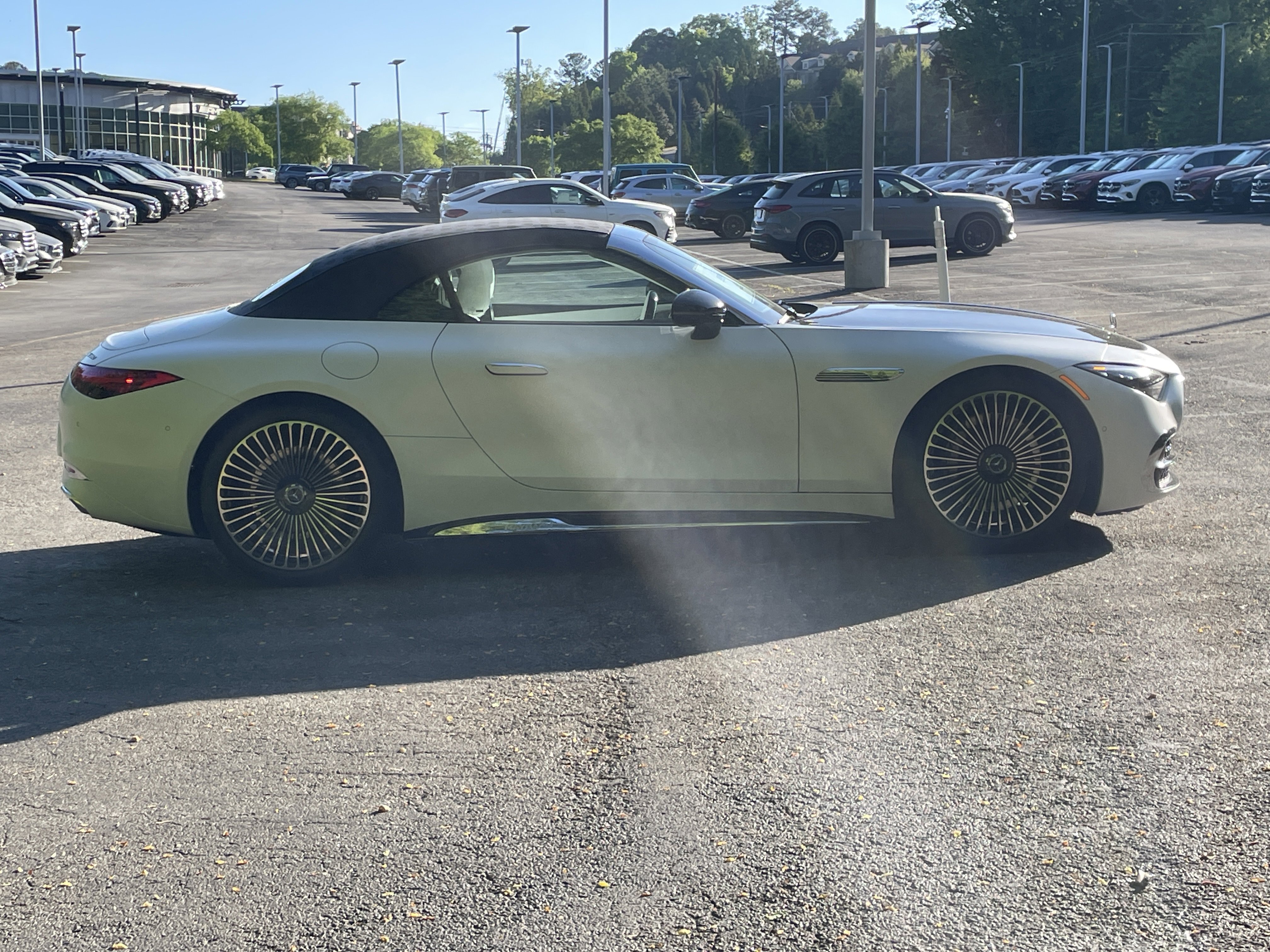 New 2026 Mercedes-Benz Maybach SL 680 image 11