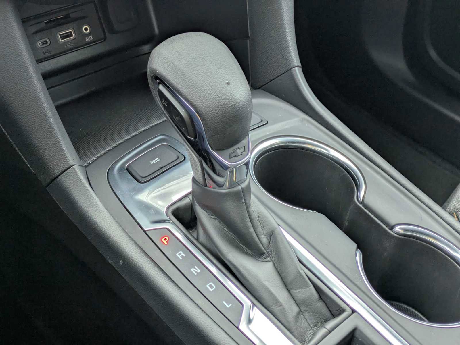 Used 2024 Chevrolet Equinox LT AWD/4WD image 32