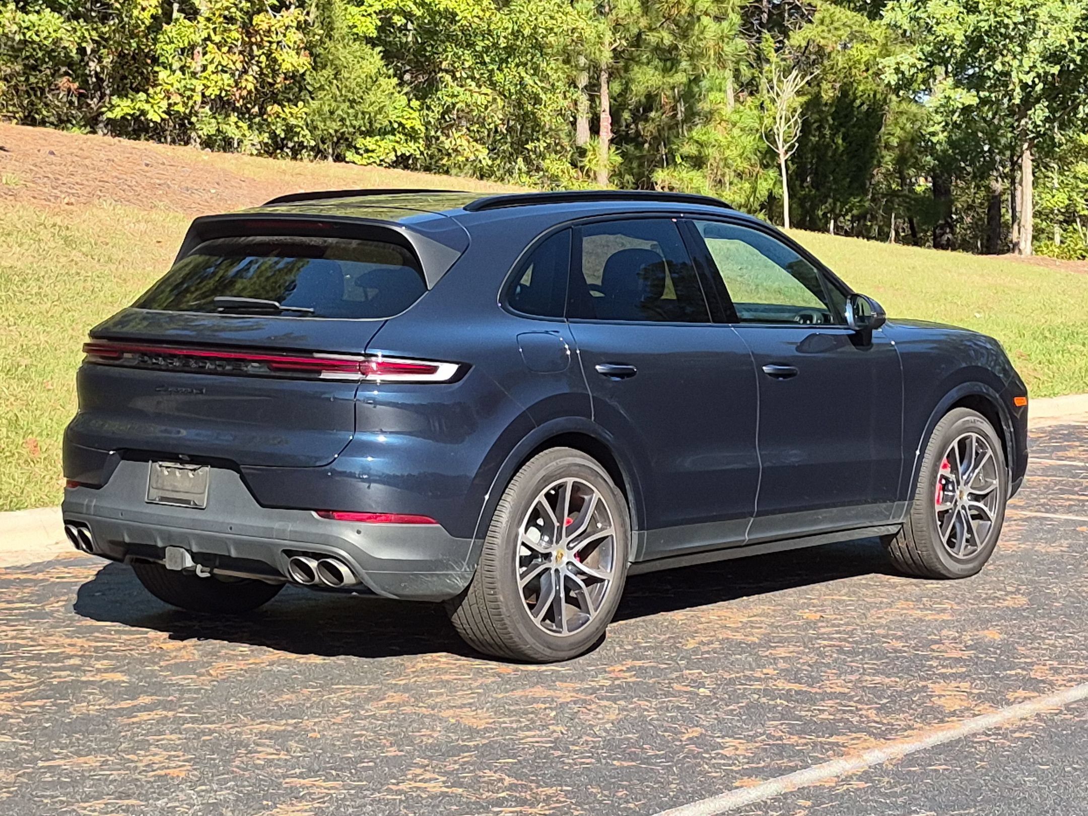 Certified 2024 Porsche Cayenne S AWD/4WD image 23
