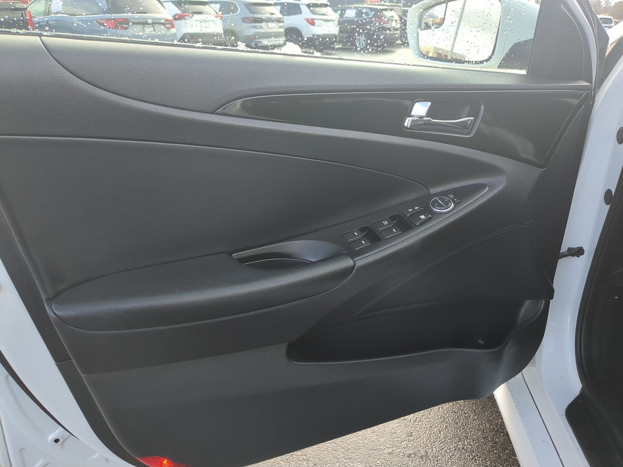 Used 2014 Hyundai Sonata SE image 14