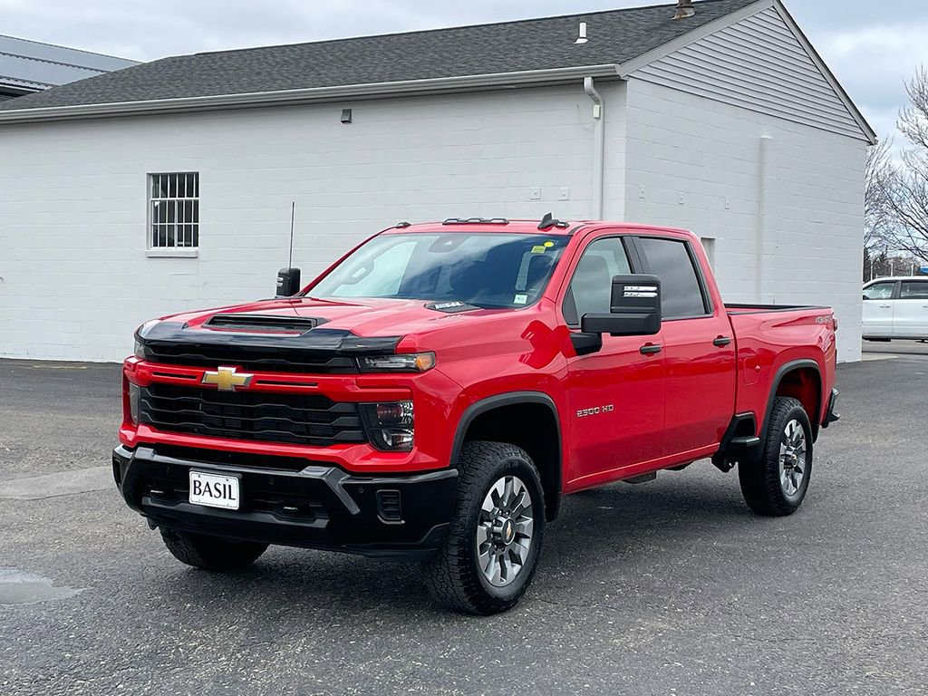 Used 2025 Chevrolet Silverado 2500 Custom w/ Custom Value Package AWD/4WD image 8