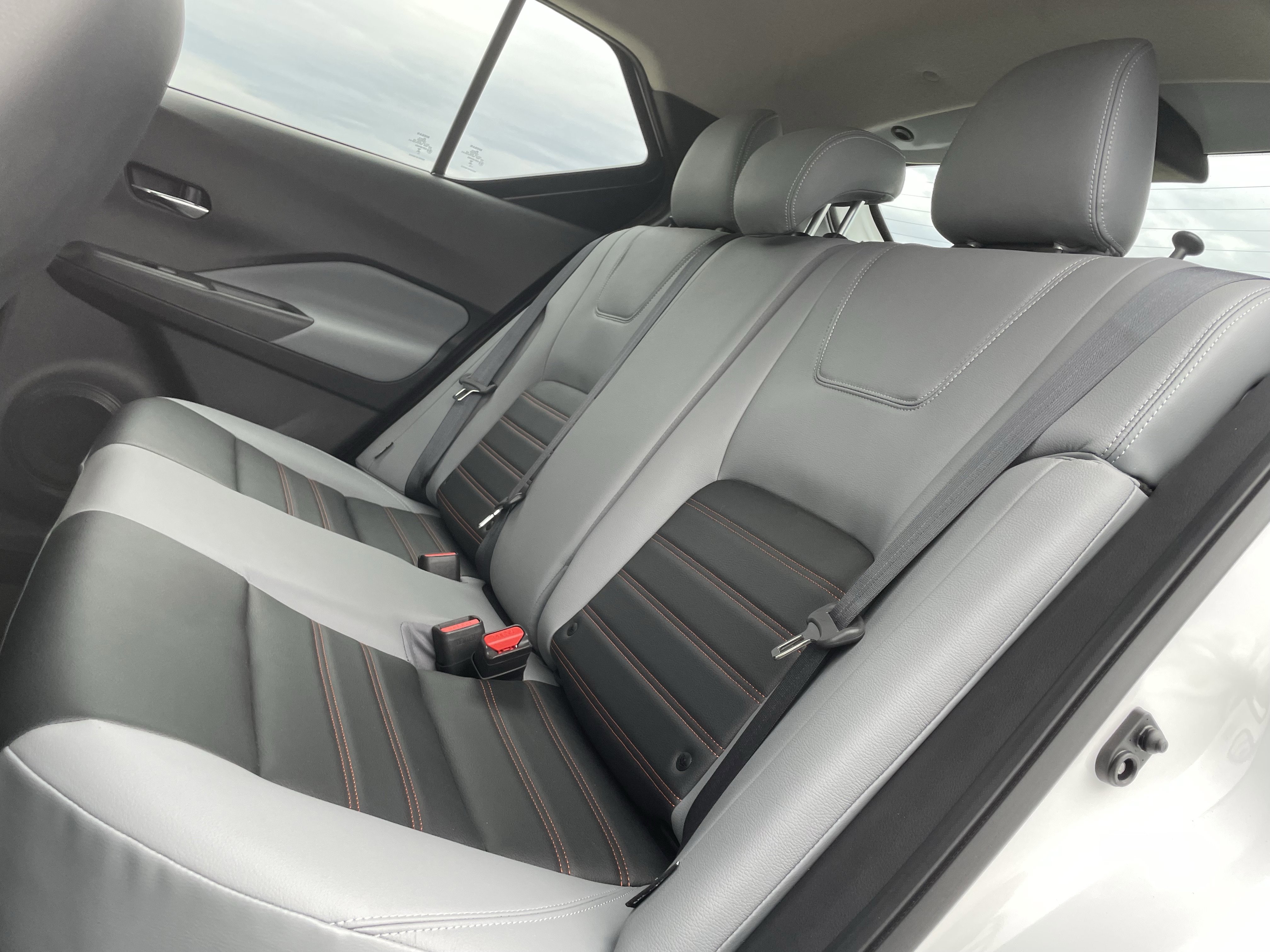 Used 2023 Nissan Kicks SR w/ SR Premium Package image 13