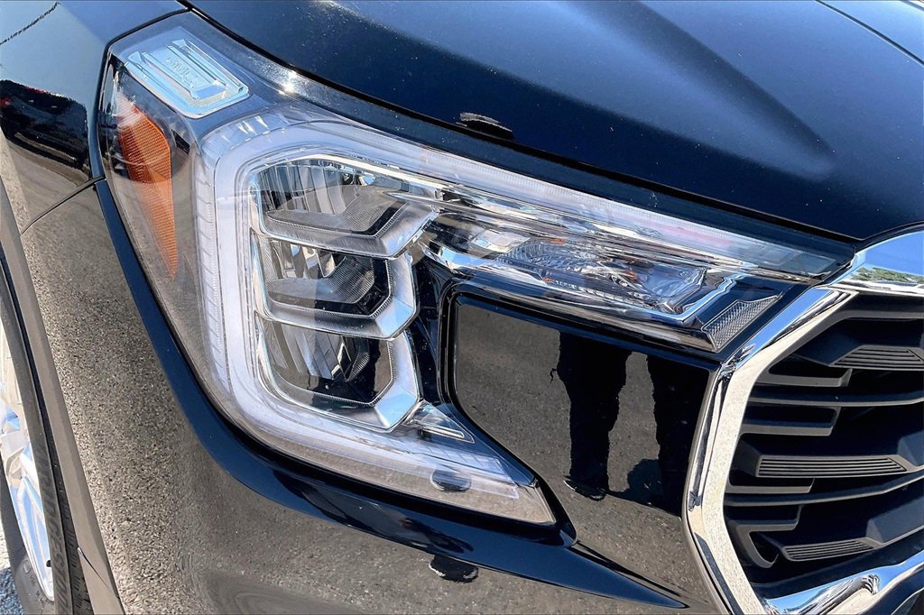 Certified 2024 GMC Terrain SLE image 33