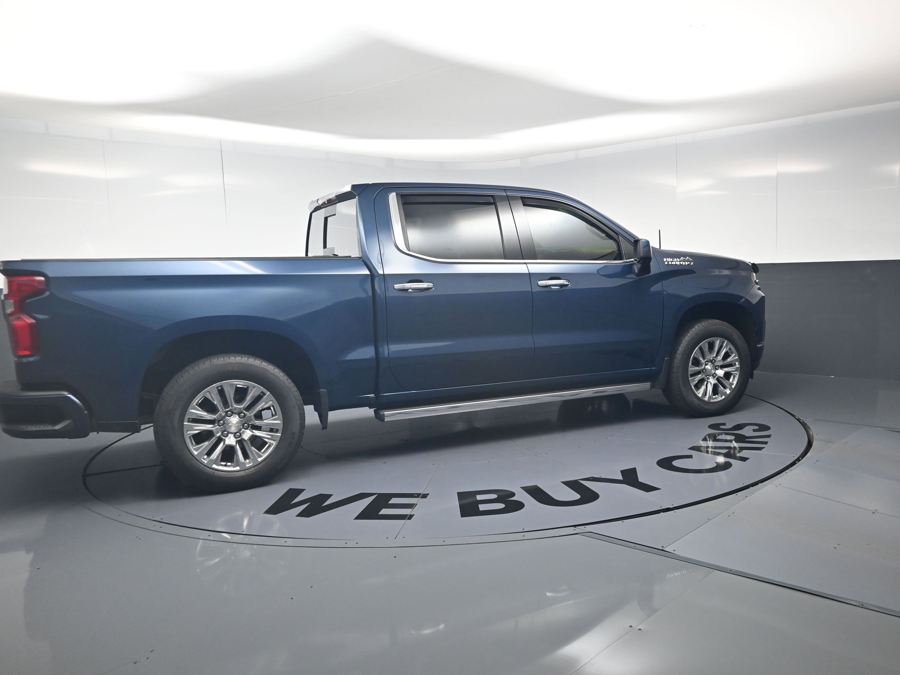 Used 2019 Chevrolet Silverado 1500 High Country AWD/4WD image 16