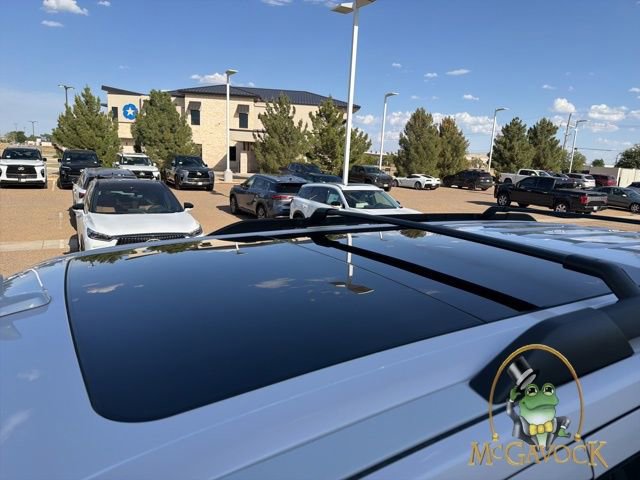 Used 2019 Ford Expedition Limited w/ Equipment Group 303A AWD/4WD image 8