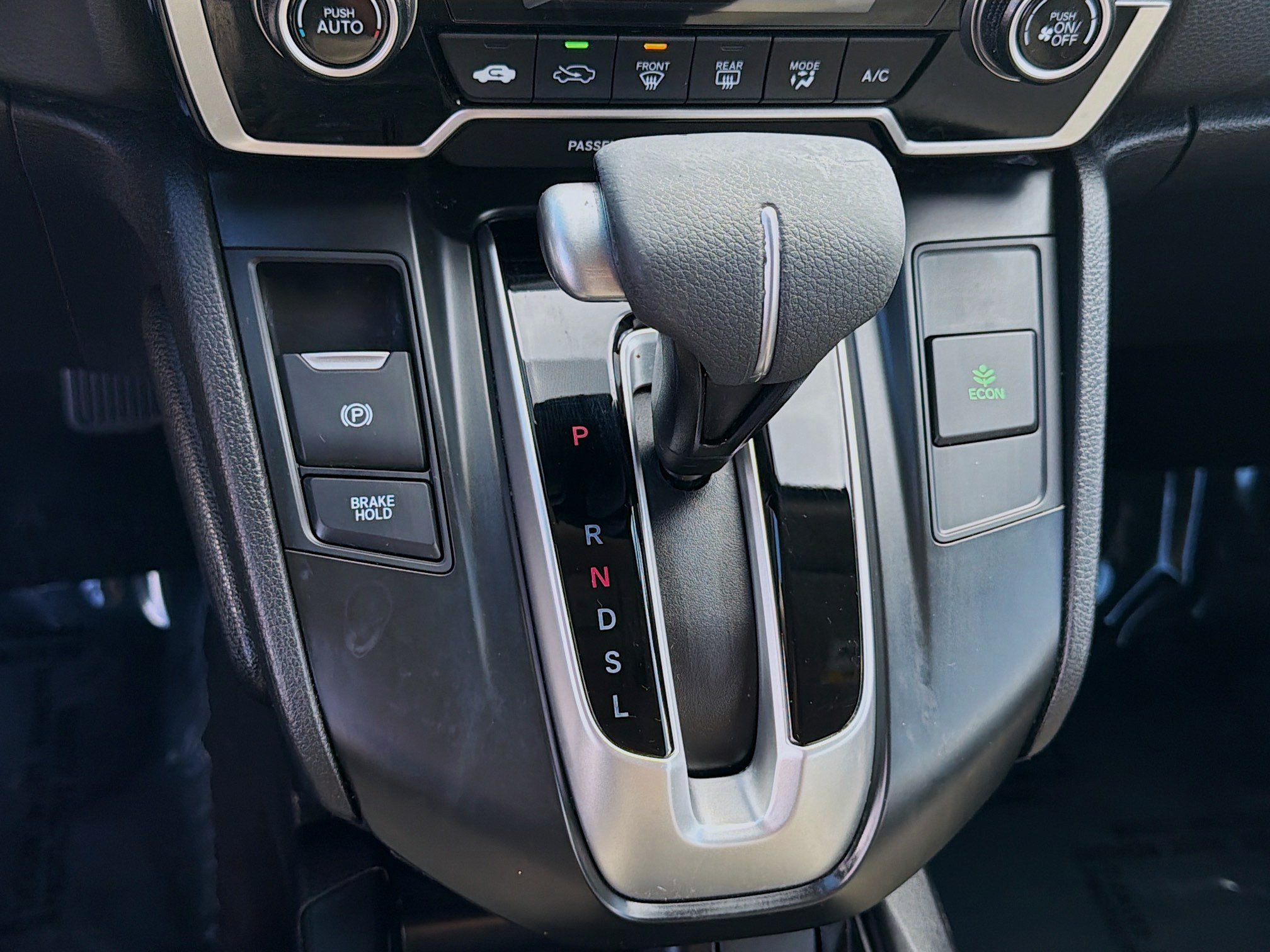 Used 2019 Honda CR-V LX image 14