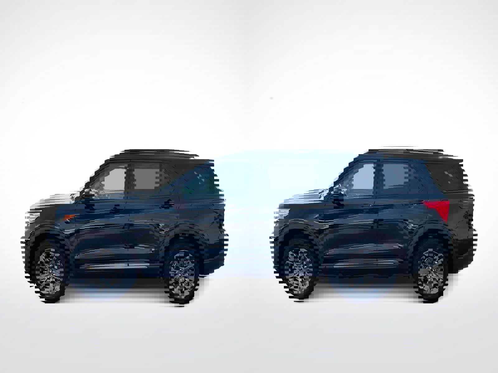 Used 2023 Ford Explorer XLT w/ Equipment Group 202A image 5