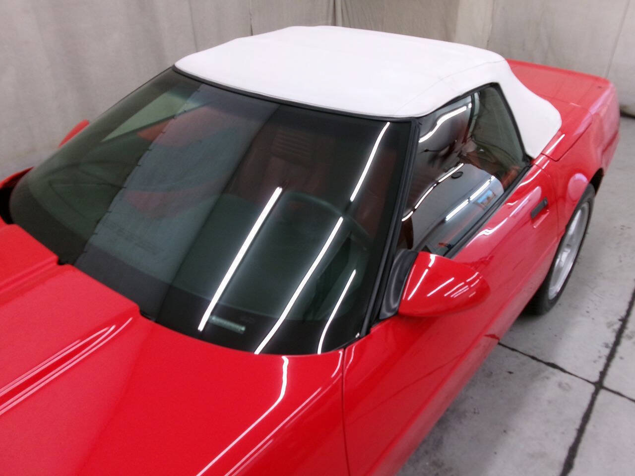 Used 1995 Chevrolet Corvette Convertible RWD image 6