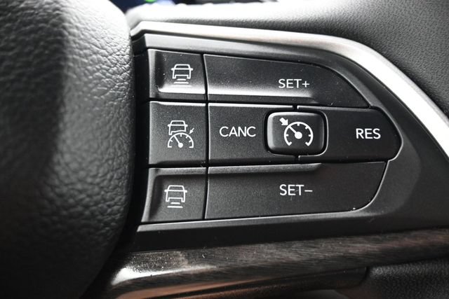 Used 2022 Jeep Grand Cherokee Limited 4xe w/ Luxury Tech Group II AWD/4WD image 20