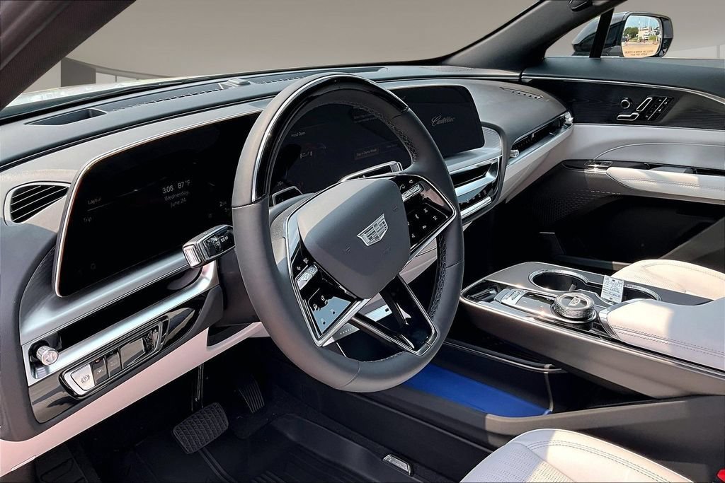 New 2026 Cadillac Lyriq Sport w/ LPO, Floor Liner Package AWD/4WD image 6