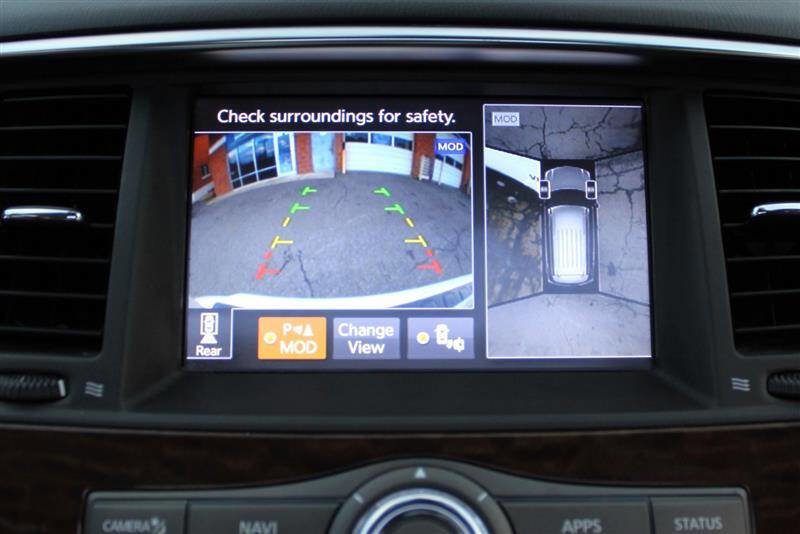 Used 2018 Nissan Armada Platinum w/ Interior Lighting Package image 22