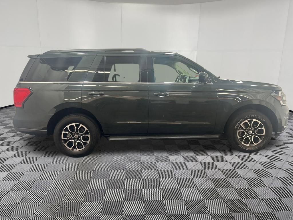 Used 2022 Ford Expedition XLT AWD/4WD image 8