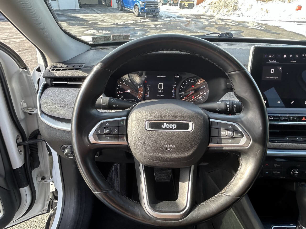 Used 2022 Jeep Compass Latitude image 11