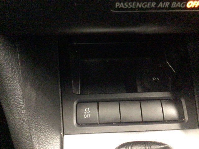 Used 2014 Volkswagen Golf TDI FWD image 16