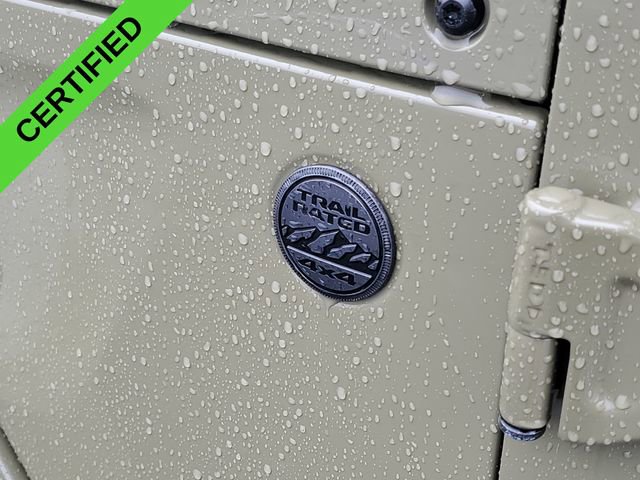 Used 2025 Jeep Gladiator Sport w/ Premium Package image 31