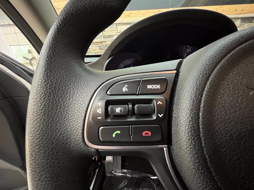 Used 2016 Kia Optima LX FWD image 40